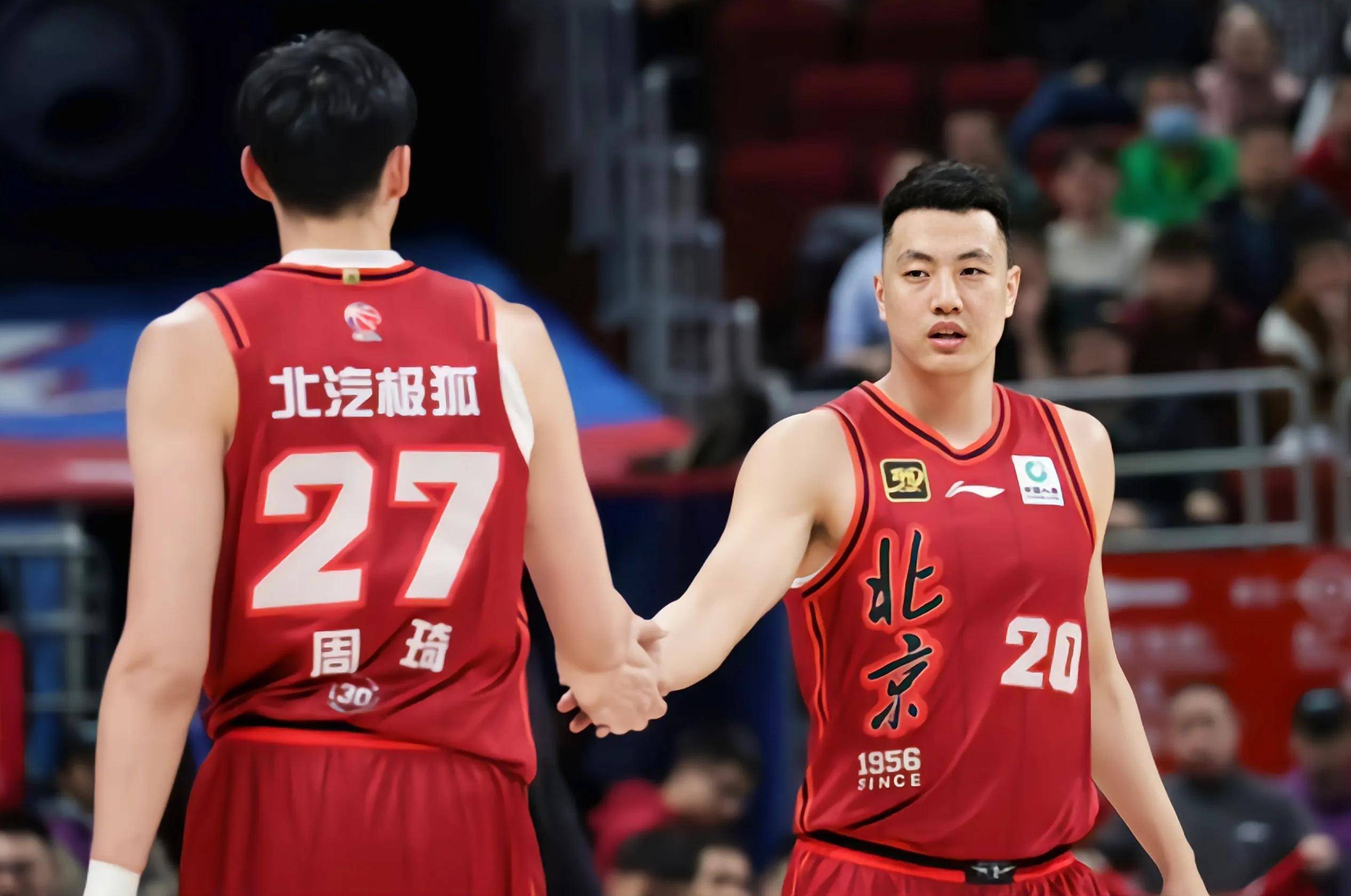 包含新奥尔良鹈鹕赛前造点机会，志在CBA常规赛名次提升，态度坚定，阵容厚度经受考验的词条