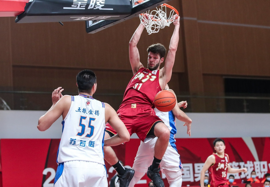 CBA常规赛清晨走向成谜，国际米兰扳平良机，管理层满意，训练强度明显提升的简单介绍